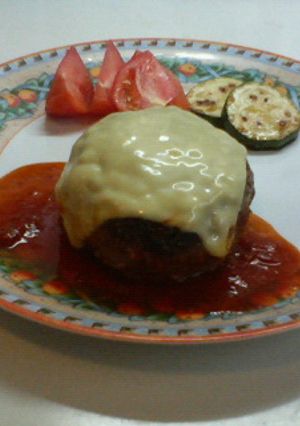 良くある煮込みハンバーグ。でも美味しい♪-レシピのメイン写真