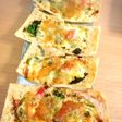 残り野菜で油揚げピザ
