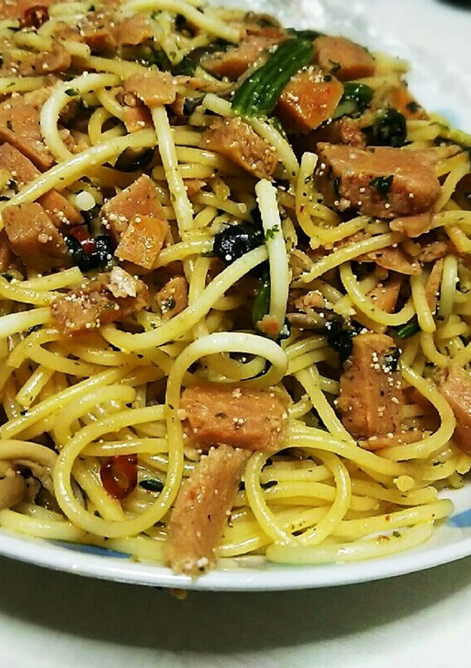 ｽﾊﾟﾑとほうれん草しめじの明太ペペロン-レシピのメイン写真