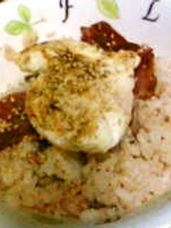◆びっくりのおいしさ◇塩辛バターごはん-レシピのメイン写真