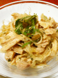 簡単★鶏と玉ねぎと青じそのゴマポン和え-レシピのメイン写真