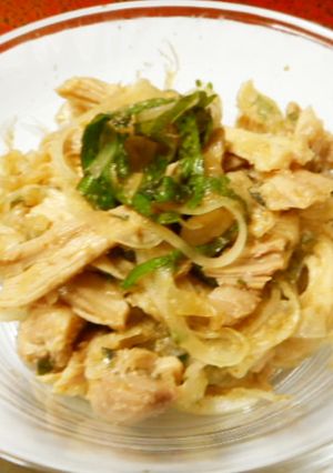 簡単★鶏と玉ねぎと青じそのゴマポン和え-レシピのメイン写真
