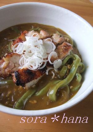 キーマカレー＆チキンでご馳走カレーうどん-レシピのメイン写真