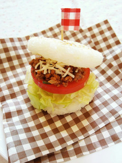 タコライスバーガー-レシピのメイン写真