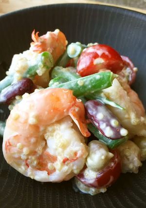 夏野菜とえびのキヌアサラダ-レシピのメイン写真