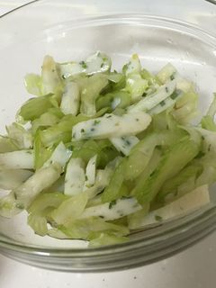 セロリとさつま揚げの酢の物-レシピのメイン写真