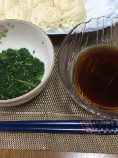 冷うどん(素麺)のつゆにモロヘイヤIN-レシピのメイン写真