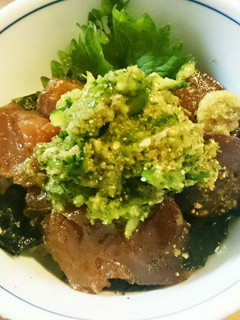 すりおろしキュウリとマグロの漬け丼-レシピのメイン写真