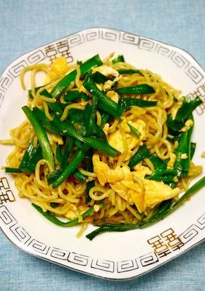 簡単！たっぷりニラ焼きそば-レシピのメイン写真