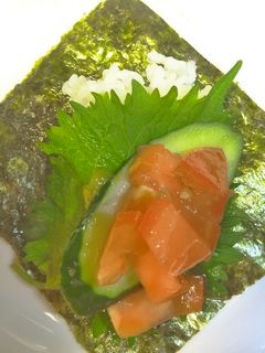 簡単♡野菜の手巻き寿司——トマト巻-レシピのメイン写真