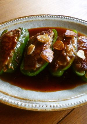 ピーマンの肉詰め♡こってりソース♪-レシピのメイン写真