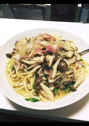 しめじとベーコンのスープパスタ-レシピのメイン写真