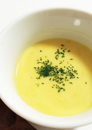 離乳食にも♪牛乳で作るコーンポタージュ-レシピのメイン写真