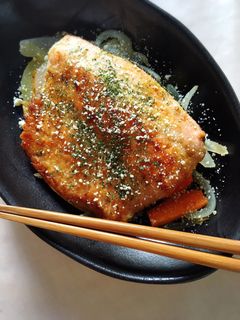 簡単★絶品★カレーとチーズの鮭ムニエル-レシピのメイン写真