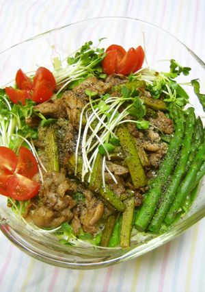 ✿豚肉とキャベツでジュ～ジュ～肉サラダ✿-レシピのメイン写真