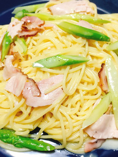 簡単☆アスパラとベーコンのクリームパスタ-レシピのメイン写真