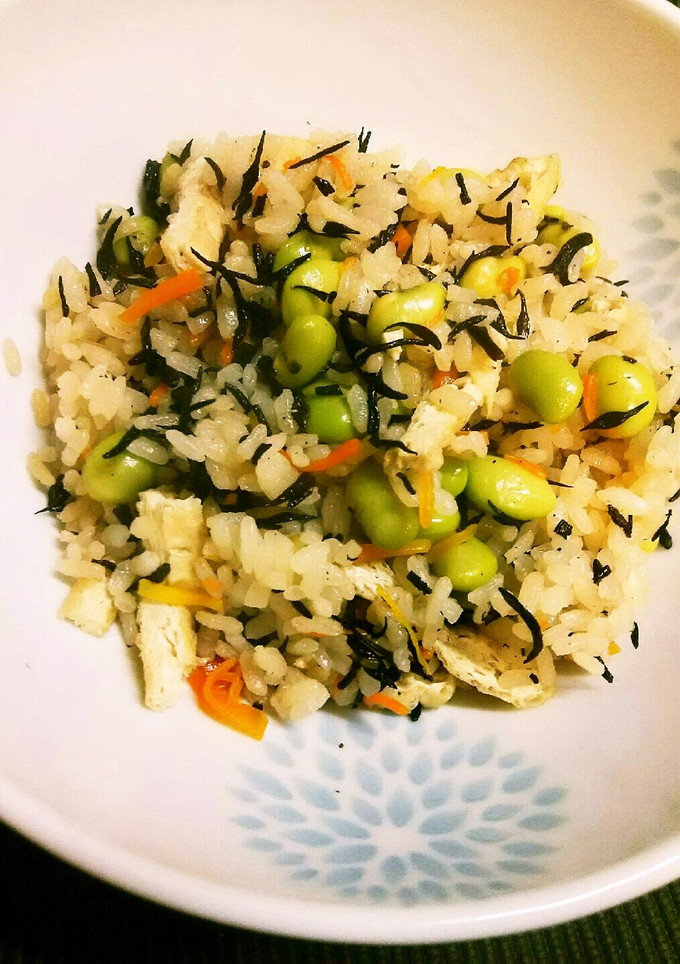 枝豆とヒジキDEほっこり炊き込みご飯♪-レシピのメイン写真
