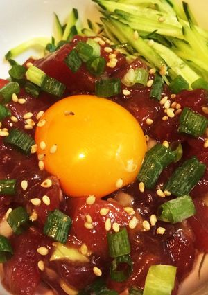 簡単！焼肉のタレでお刺身ユッケ-レシピのメイン写真
