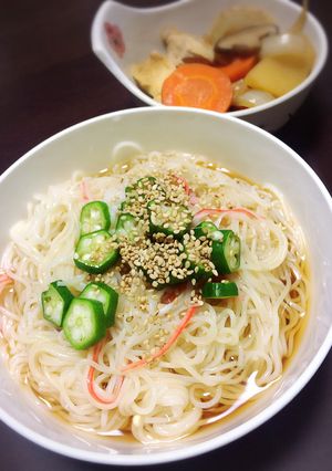 七夕に☆カニカマでカラフル素麺-レシピのメイン写真