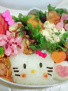 キティーちゃん♡キャラ弁-レシピのメイン写真