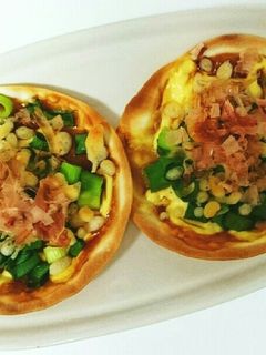 餃子の皮で簡単♪お好み焼き風ミニピザ♪-レシピのメイン写真