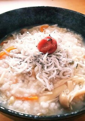 きのこたっぷりお粥　ダイエットにも♪-レシピのメイン写真