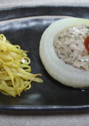 オニオンと挽肉の蒸し煮♪-レシピのメイン写真