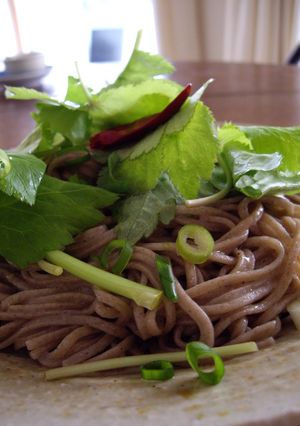 蕎麦でペペロンチーノ!-レシピのメイン写真