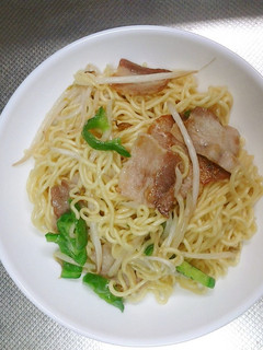 サッポロ一番で作る塩焼きそば-レシピのメイン写真