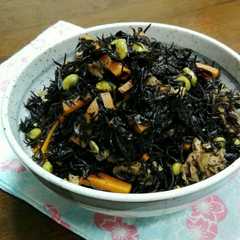 รูปของ 常備菜♡甘めが大好きな我家のひじきの煮物