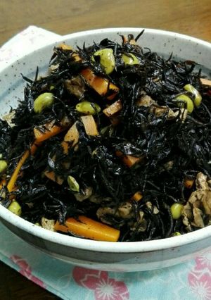 常備菜♡甘めが大好きな我家のひじきの煮物-レシピのメイン写真