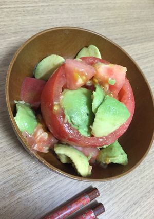 アボカドトマトサラダ-レシピのメイン写真