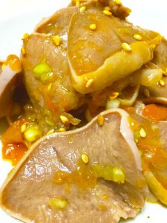豚タンのさっぱり梅肉和え-レシピのメイン写真