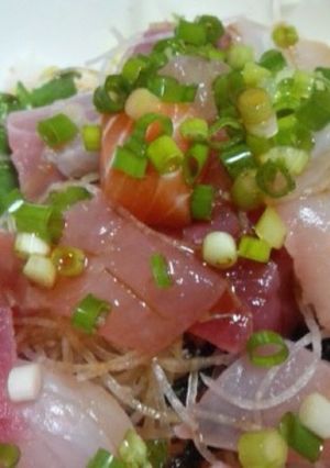 生活クラブのすし酢とリンゴ酢で簡単海鮮丼-レシピのメイン写真