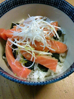サーモン丼-レシピのメイン写真