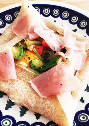 そば粉はない！全粒粉でガレット！-レシピのメイン写真