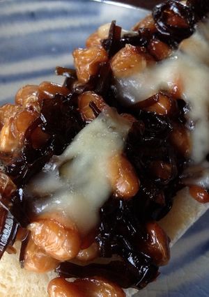 納豆としいたけ昆布のトースト-レシピのメイン写真