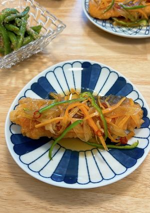 夏にさっぱり美味しい!サーモン南蛮漬け-レシピのメイン写真
