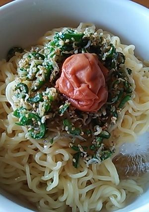 じゃこピーマンの冷ラーメンのっけ-レシピのメイン写真