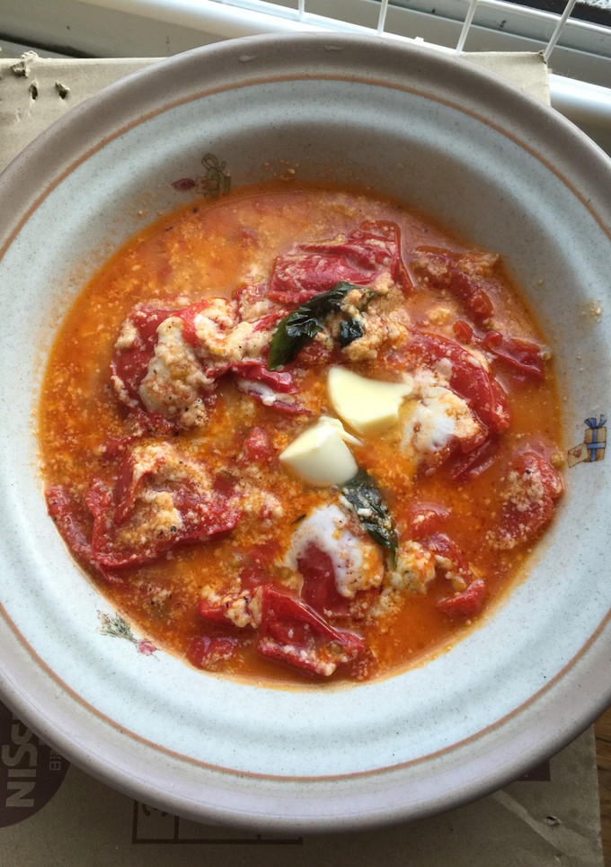 トマトの水分だけで作る・焼きトマトスープ-レシピのメイン写真