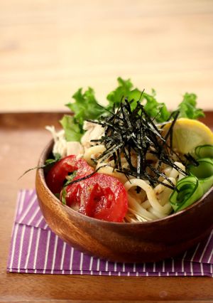 万能酢しょうがでサラダうどん-レシピのメイン写真