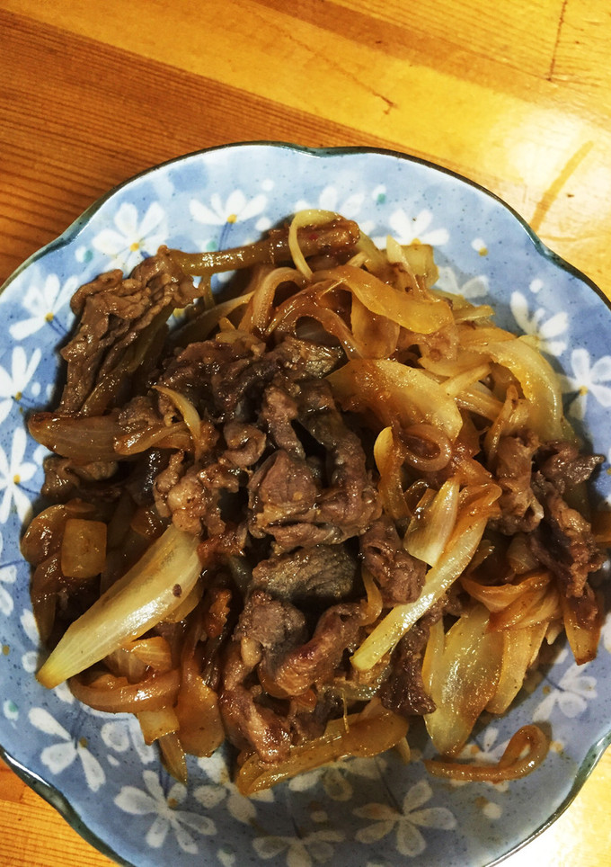 簡単牛肉と玉ねぎの炒めもの-レシピのメイン写真