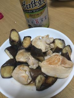 夏仕様。鳥とナスの塩レモン炒め-レシピのメイン写真