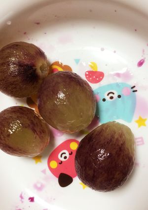 離乳食やお菓子作りに！簡単ぶどうの皮むき-レシピのメイン写真