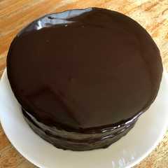 ザッハートルテ風チョコレートケーキ-レシピのメイン写真