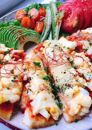 鶏胸肉がピザ生地代わり！低糖質鶏胸ピザ-レシピのメイン写真