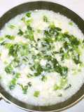 豆腐と小松菜の簡単中華風お粥♪残りご飯