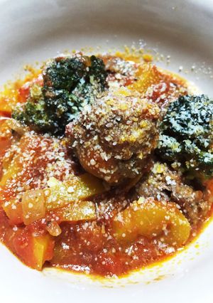フライパン１つで肉団子チーズトマト煮込み-レシピのメイン写真