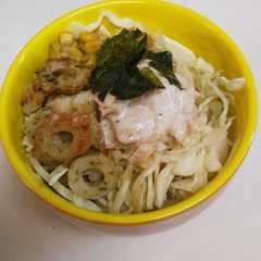 รูปของ サラダラーメン。