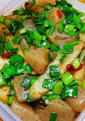 常備菜☆ごぼうと蒟蒻のピリ辛炒め-レシピのメイン写真